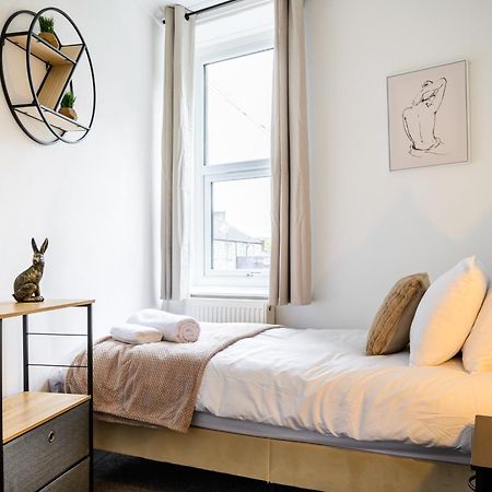 Stunning House Sleeps 7 - Parking Villa Buxton  Bagian luar foto